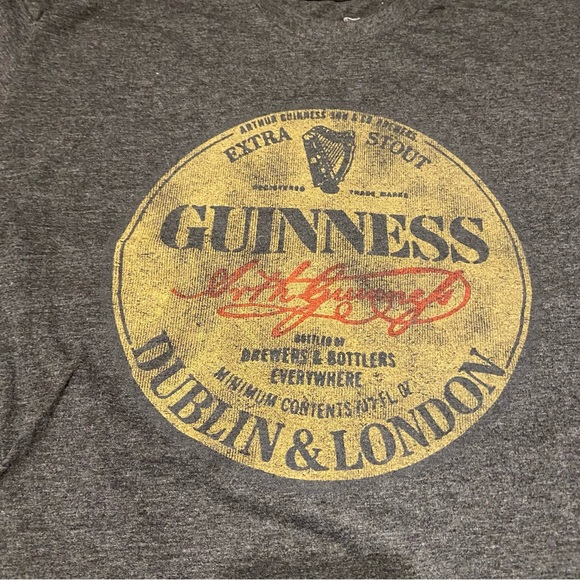 (3/$25) Grey Vintage-Style Guinness T-Shirt - Picture 2 of 3